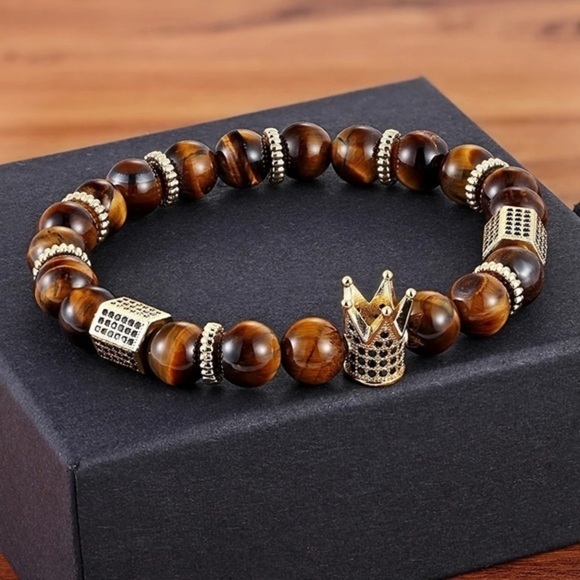 Beads Bracelet with Crown Charm​ - Picture 1 of 2